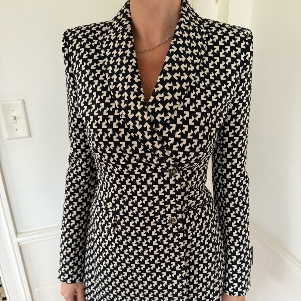 Off White women jacket size XS/S 34-36